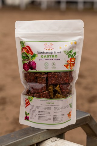 Queen Elizabeth Horse Cookies Naturalne smaczki dla koni Gastro zioła marchew i burak 600g